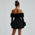 Aurora – Off-Shoulder Mini-Kjole med Kunstpels — Sort / S — Back view