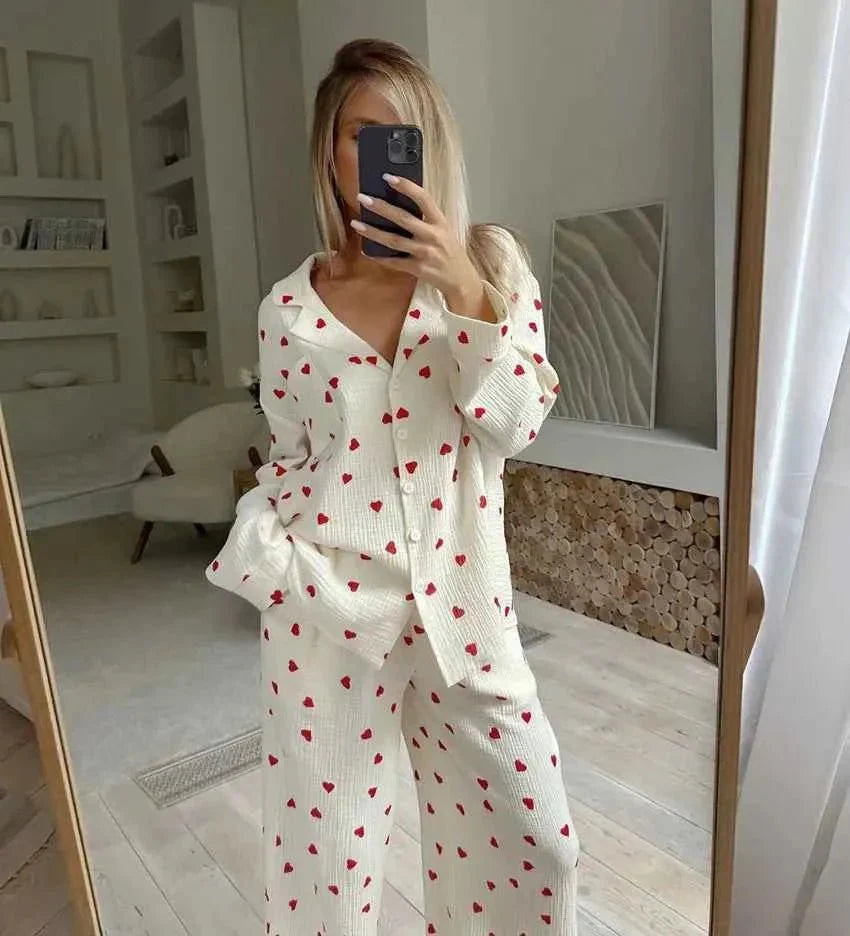 Amelie – Two-Piece Pajama Set with Heart Pattern & Wide Leg
