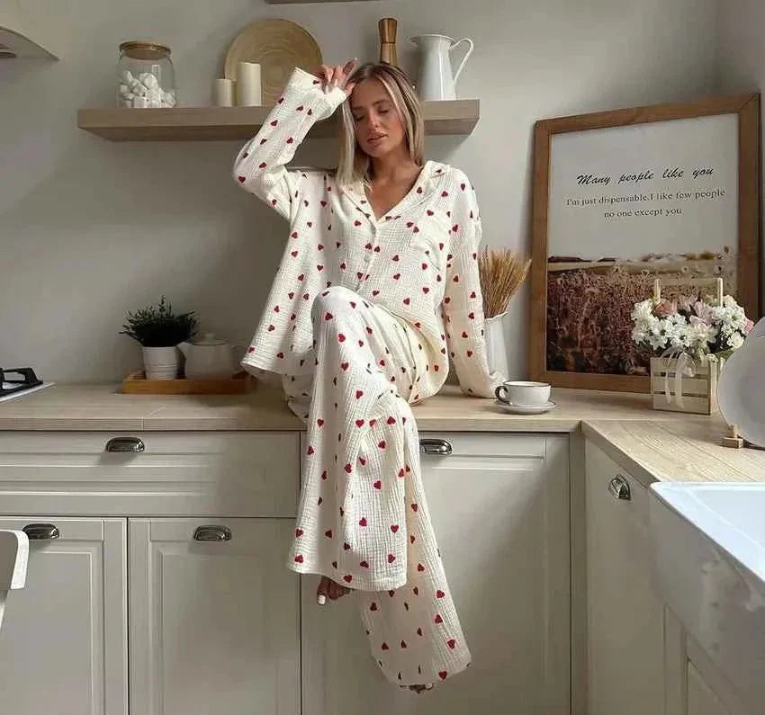 Amelie – Two-Piece Pajama Set with Heart Pattern & Wide Leg