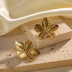Flower Earrings Gold