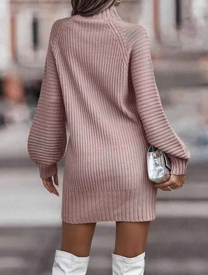 Figure-hugging knit dress