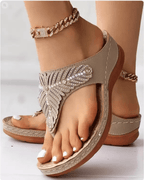 Women's Flip Flops with Footbed