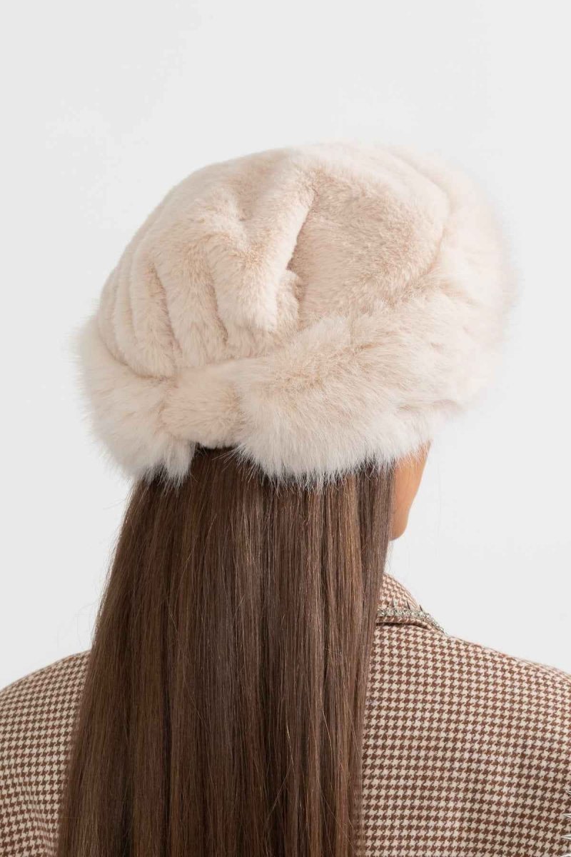 Cozy Women's Wide-Brim Hat