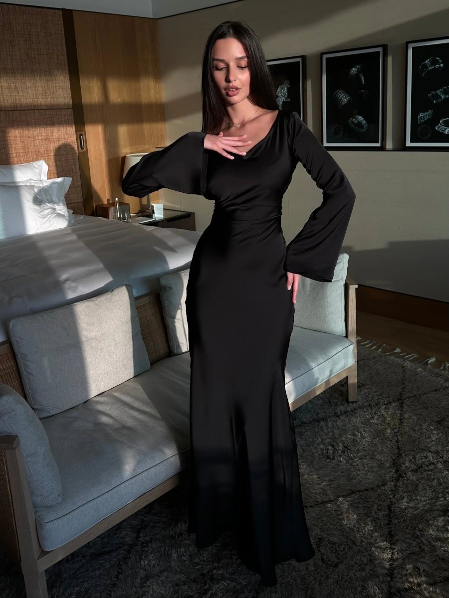 Elegant Long-Sleeve Maxi Dress
