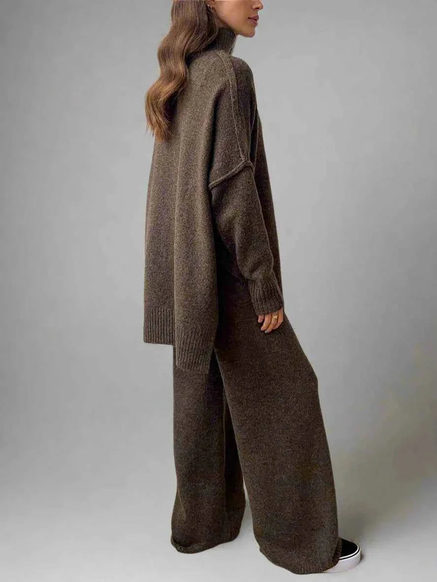 Turtleneck knit set with lounge pants
